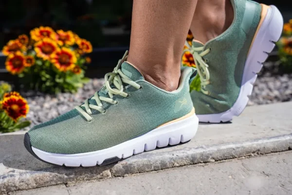 Women KURU Footwear Sneakers>FLEX Via