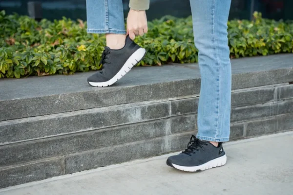 Women KURU Footwear Sneakers>FLEX Via